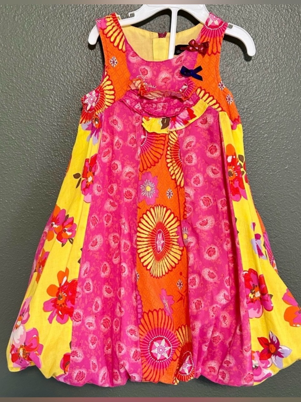 Catimini bubble dress Orange
Pink 4T 104